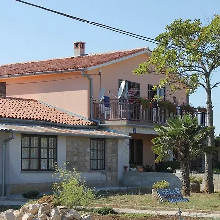 With A Parking Space Vinez, Labin - 7266 Apartman *