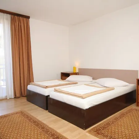 With A Parking Space Vinez, Labin - 7266 Apartman Labin